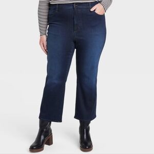 Universal Thread High Rise Ankle Bootcut Pants - Size 17